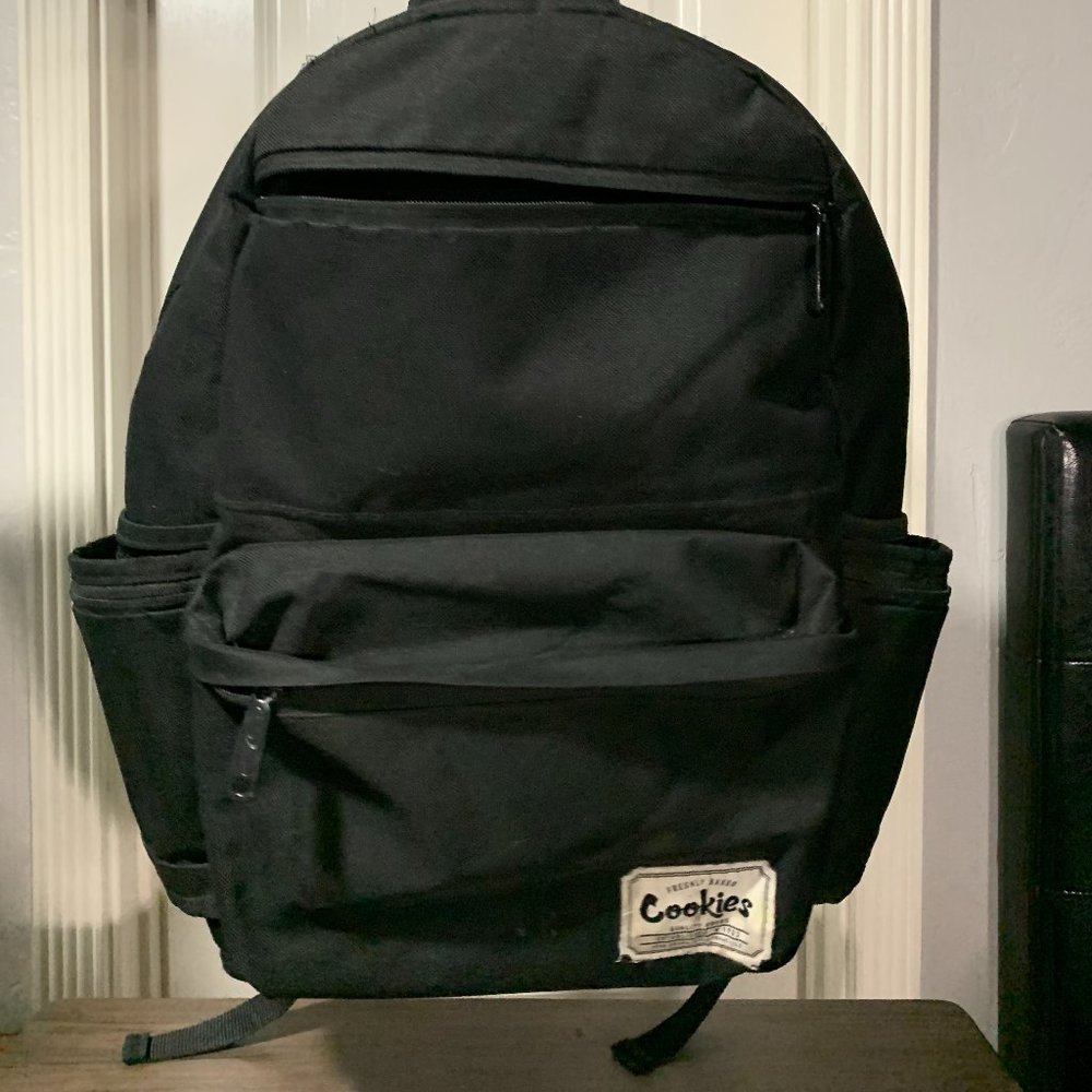 Cookies Co. Laptop Backpack + Free Gift